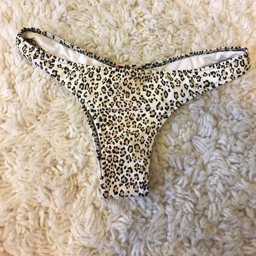 Victoria's Secret Leopard Print Bikini Bottoms