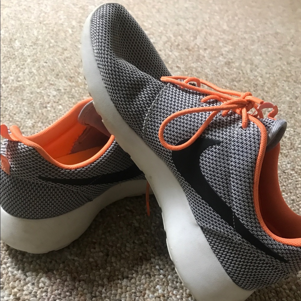 Nike shoes