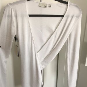 Aritzia WRAP knit top XS