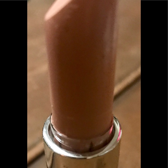 Calvin Klein Lipstick in Orchid made in Italy - Picture 2 of 5