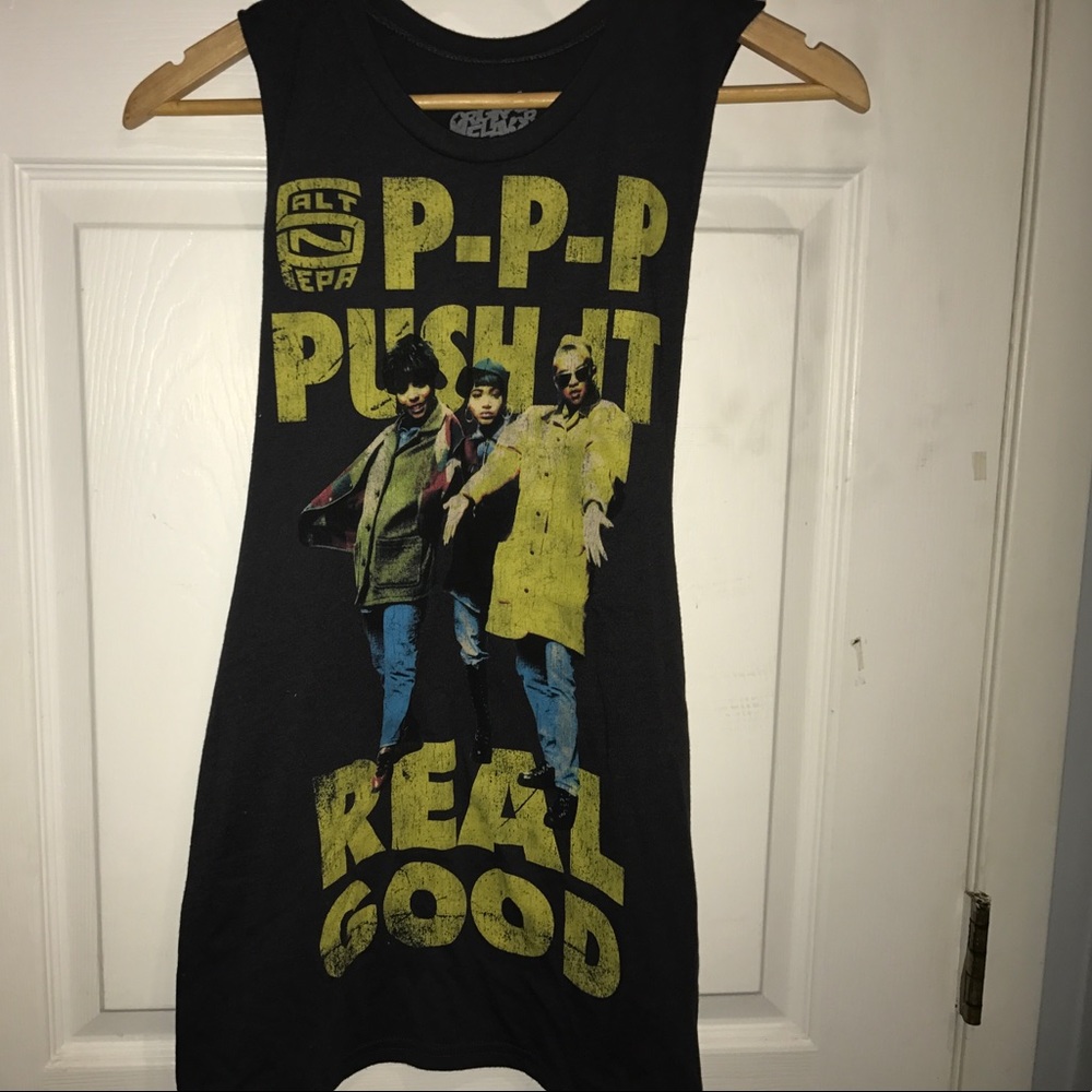 Salt n Peppa muscle tee