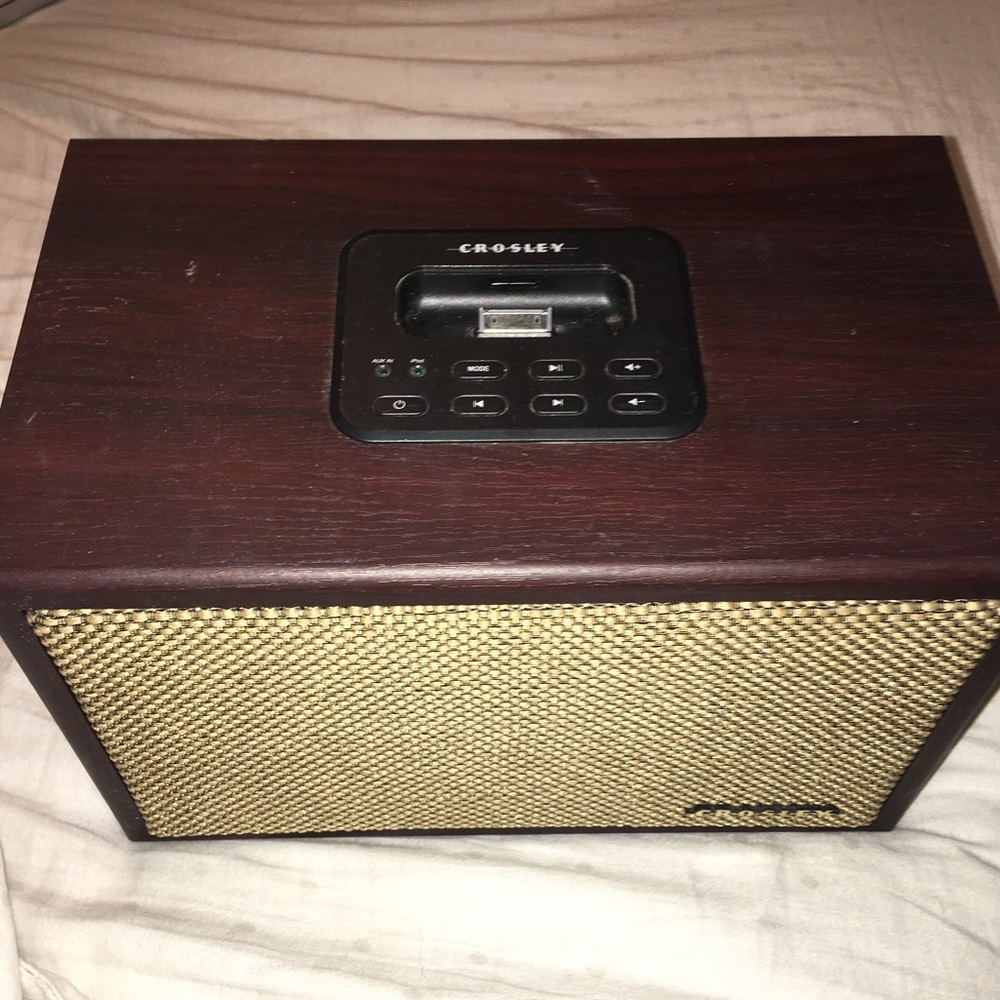 Crosley speaker - Picture 2 of 4