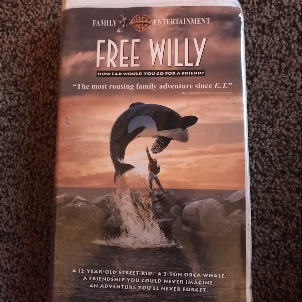 Free Willy VHS