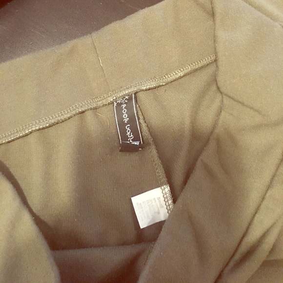 Poof Couture Olive Green Leggings 🍋💃🏻 - Picture 3 of 4