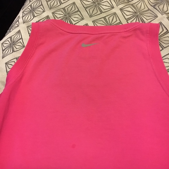 Nike tank - Picture 2 of 2