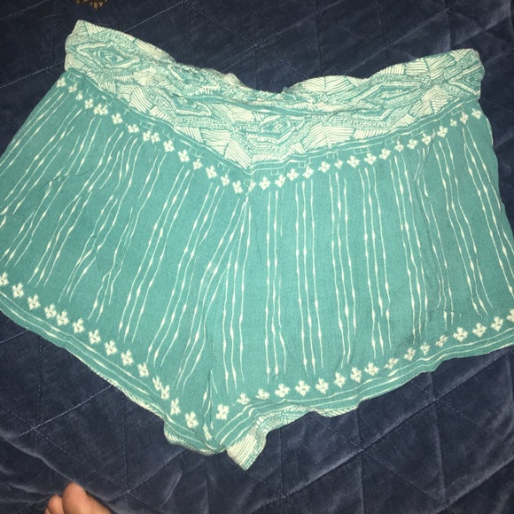 Roxy shorts m - Picture 2 of 2