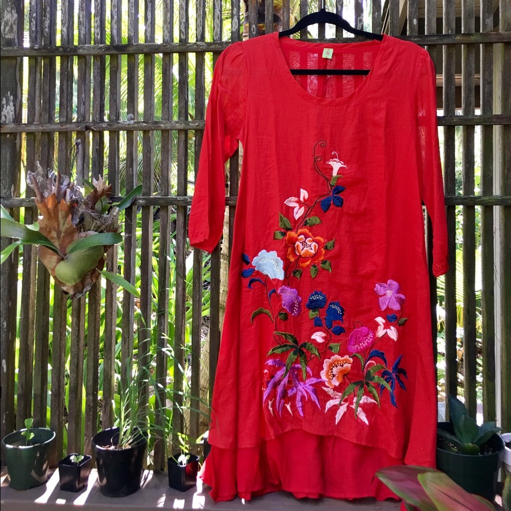 🌸SOLD🌸 Chinese Embroidered red dress ❤️