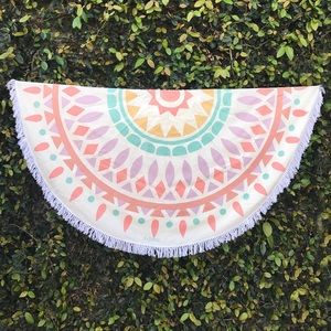 Gypsy 05 Beach Roundie (NWOT)