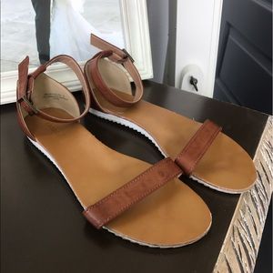 Brown leather ankle sandals