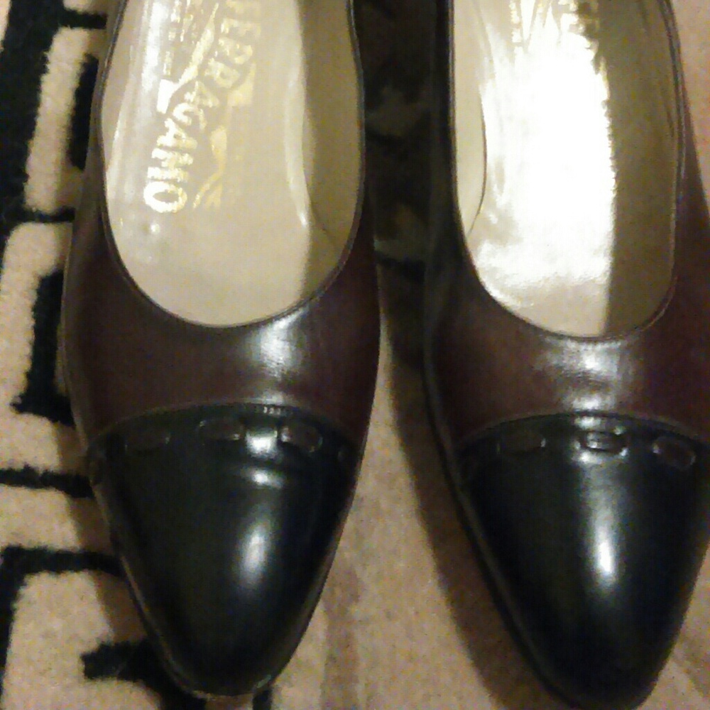 Ferragamo womens shoes