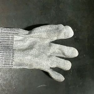 Meet your Posher, Adrian