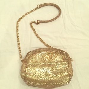 Kelly Wynne Mingle Mingle Mini Cross Body