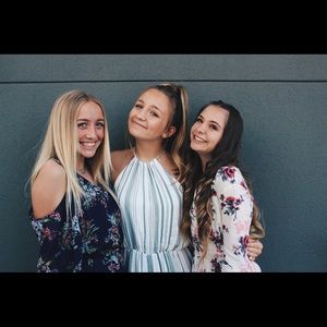 Meet your Posher, Ella