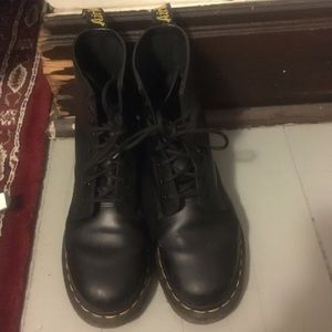 Black Doc Martens, Women's 8, EXCELLENT Condition