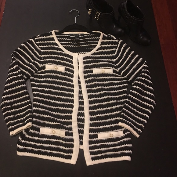 Forever 21 black/white Cardigan 👯 - Picture 2 of 4