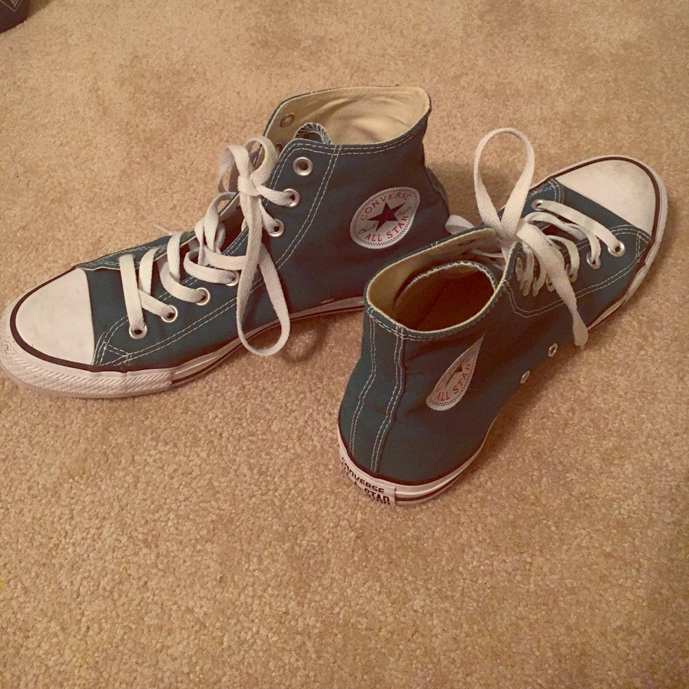 Women's converse size 10