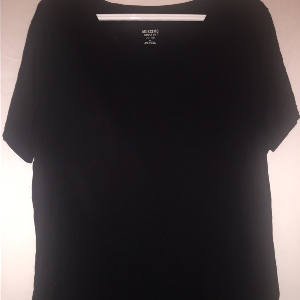 Black t-shirt