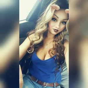 Meet your Posher, Debbie