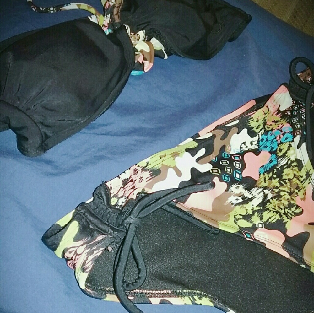 Op 2 piece swimsuit