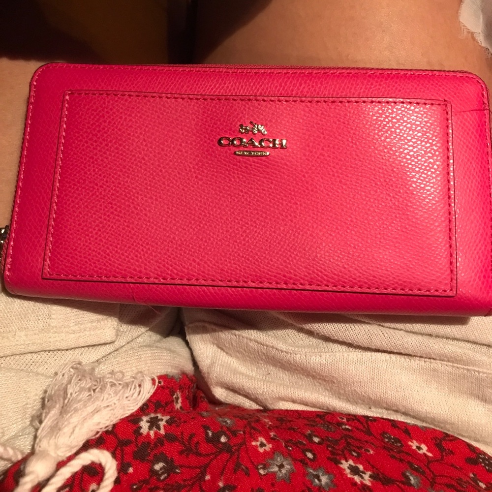 Wallet - Picture 2 of 3