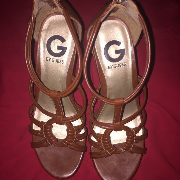 Guess Wedges - Picture 1 of 1