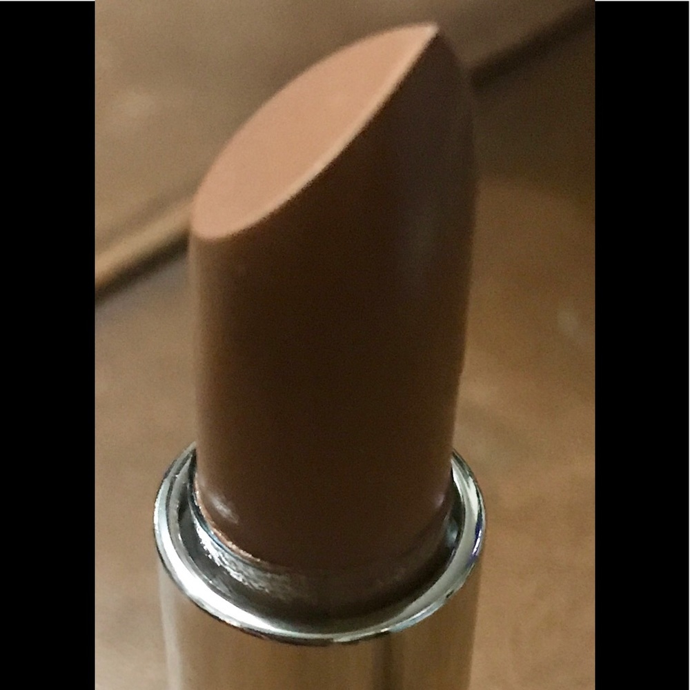 Calvin Klein Lipstick in Caramel made in Italy - Picture 2 of 6