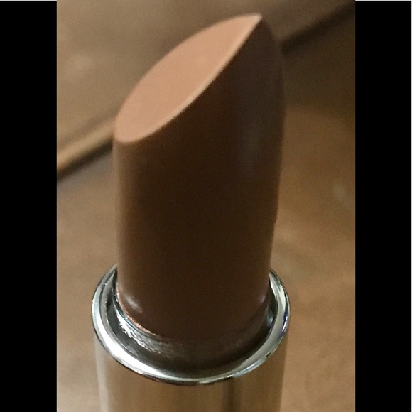 Calvin Klein Lipstick in Caramel made in Italy - Picture 2 of 6