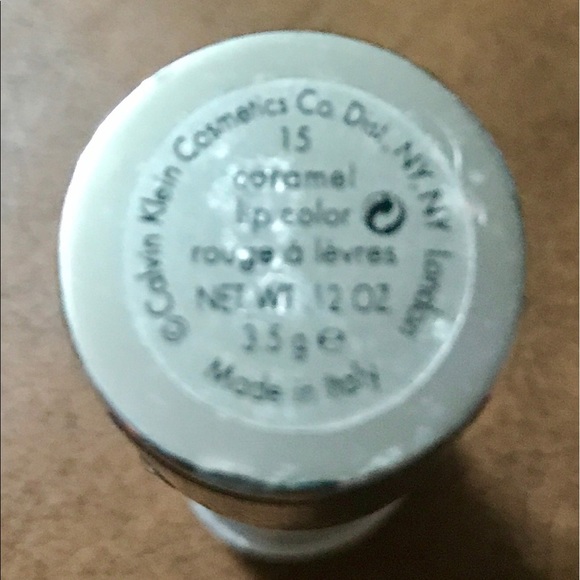 Calvin Klein Lipstick in Caramel made in Italy - Picture 3 of 6
