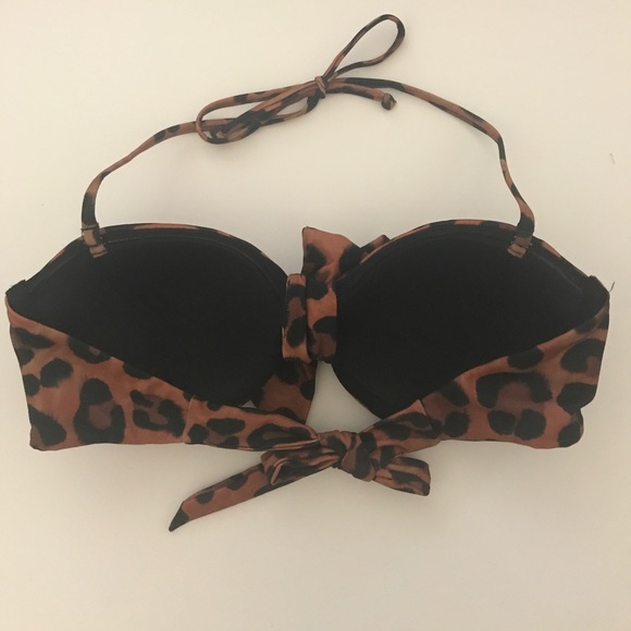 πhost pickπLeopard bikini top - Picture 3 of 4
