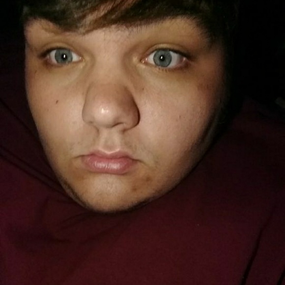 Meet your Posher, Brandon - Picture 1 of 1