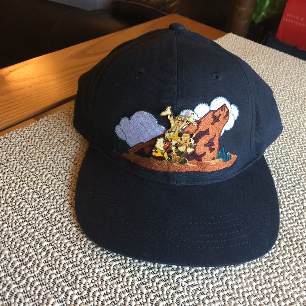 NWT DISNEY Ball Cap & Pin, California Adventure