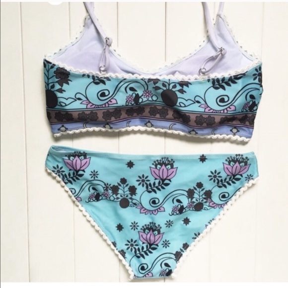 Mermaid floral bikini ✨top with ric rac detail! - Picture 4 of 8