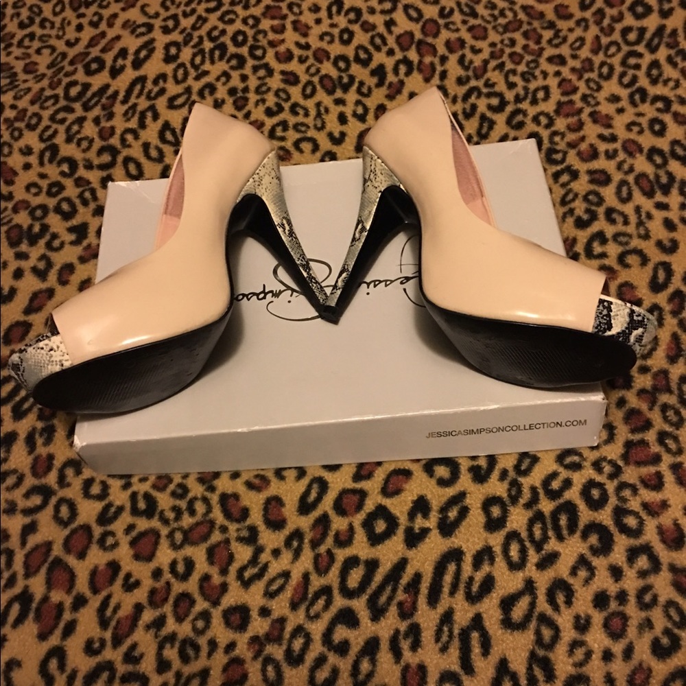 Jessica Simpson women’s shoes