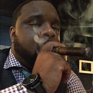 Meet your Posher, James