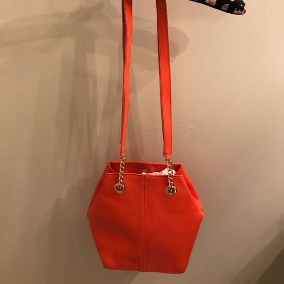 Leather shoulder bag - Picture 2 of 4