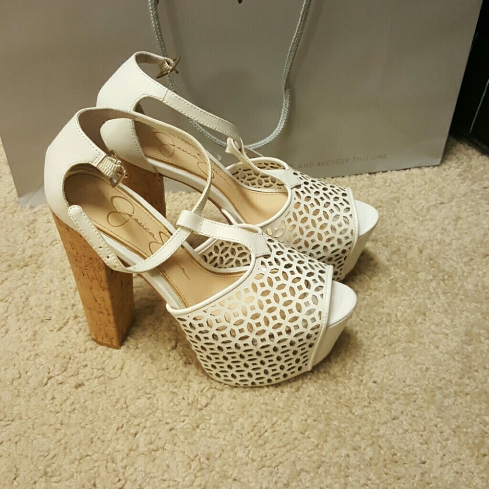 Jessica Simpson platforms
