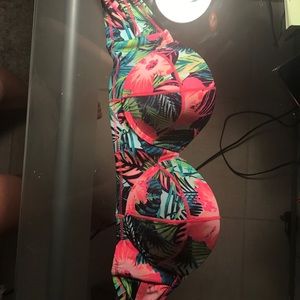 Strapless bikini top