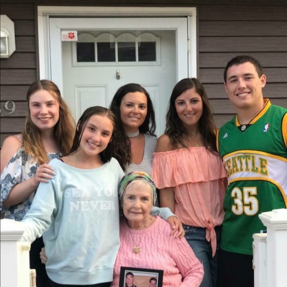 Meet your Posher, Regina - Picture 2 of 3