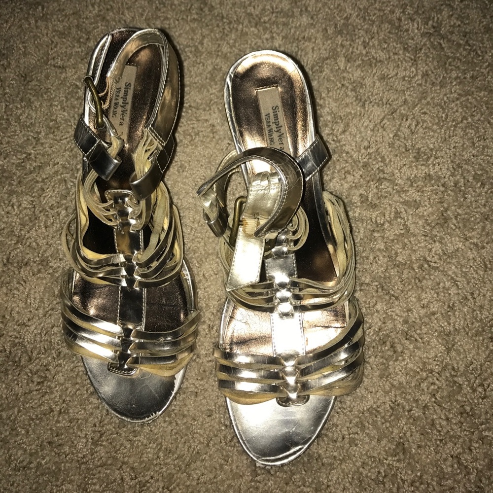 Simply Vera Gold wedges :)