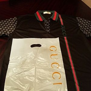 Gucci collar t shirt...only tried on never worn