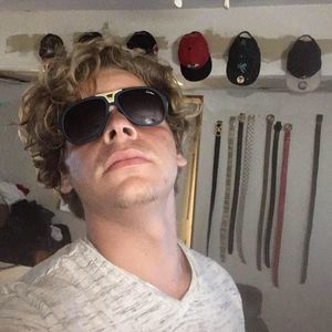 Meet your Posher, Hilberto