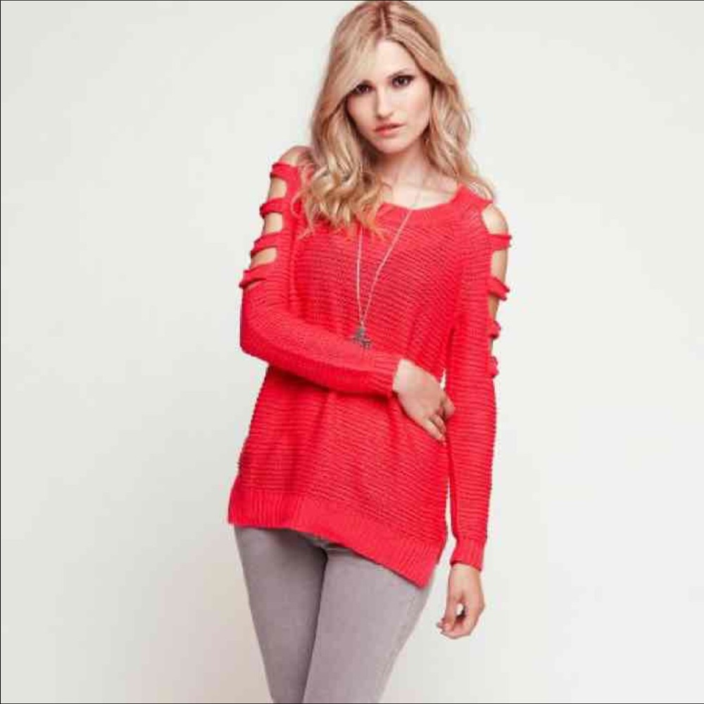 NOLLIE PINK CUTOUT SWEATER