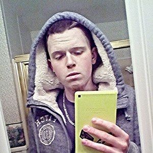 Meet your Posher, Devin