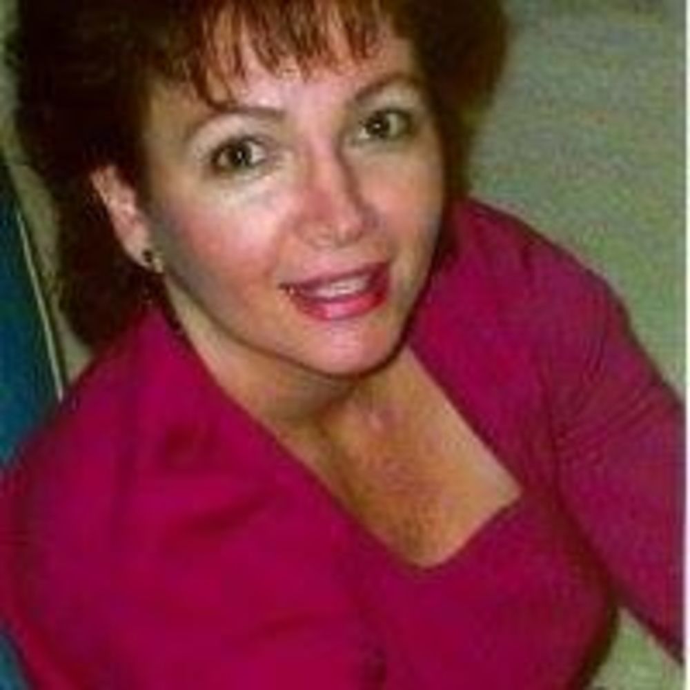 Meet your Posher, Eva