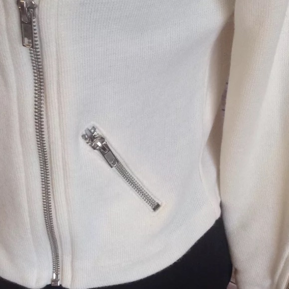 ❗️SOLD❗️H&M white zip up jacket size medium - Picture 7 of 8