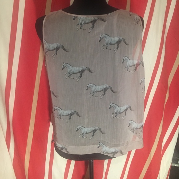 Sheer 🐎 tank - Picture 3 of 7