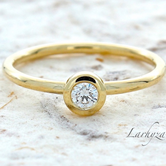 ✨💎SALE💖💍 14k yellow gold ladies stackable ring