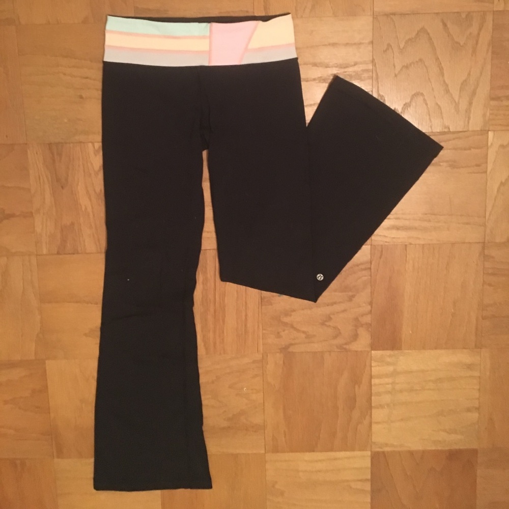 lululemon athletica yoga pants