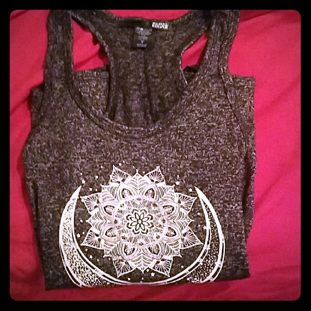 Womens Rebel sugar tank top small