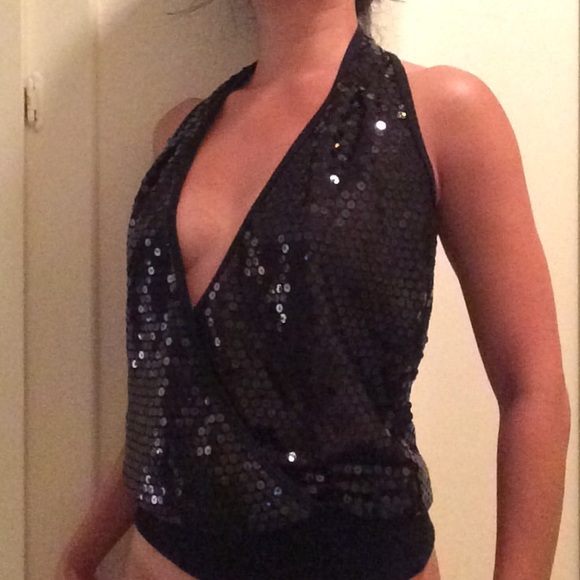 Trina Turk black sequin halter top p/xs - Picture 5 of 7